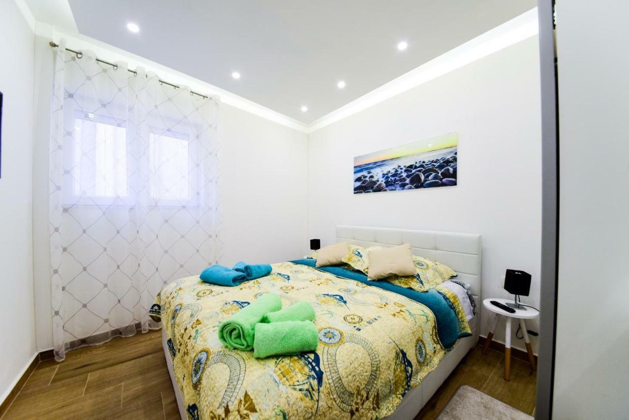 Lipo Je Apartment Zadar Bagian luar foto
