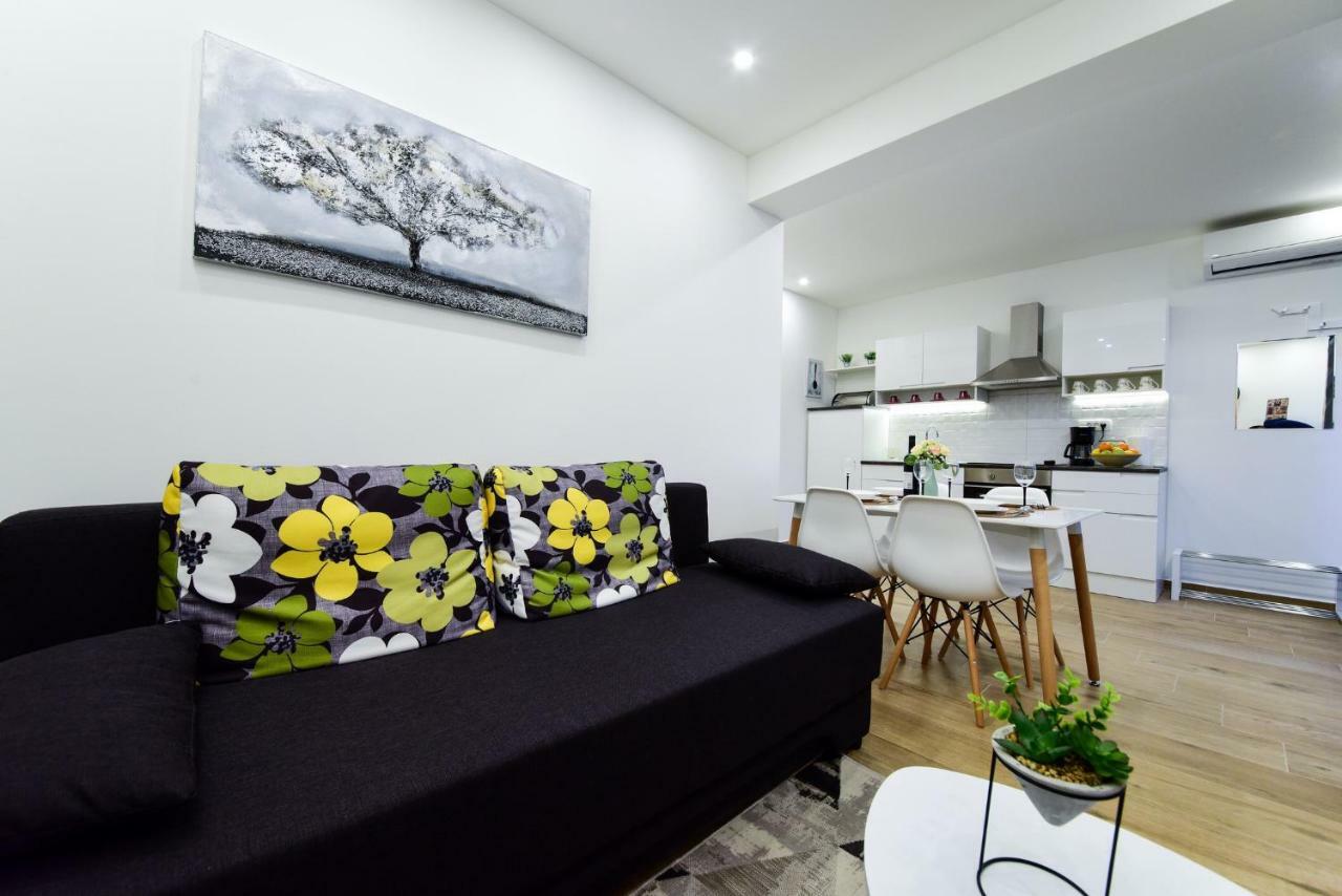 Lipo Je Apartment Zadar Bagian luar foto